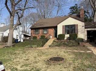 7238 Cranston Dr, Saint Louis, MO 63123