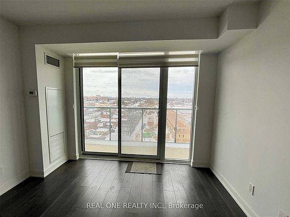 4th image of 120 Varna Dr #914