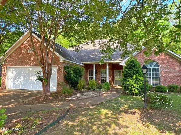 104 Warrior Ln, Clinton, MS 39056