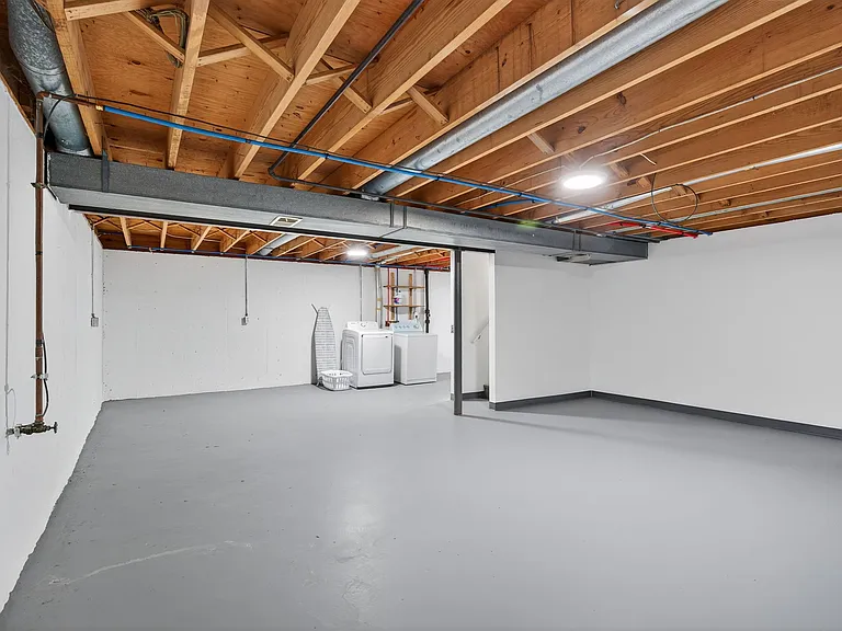 840 Gerald Ave — Photo 36