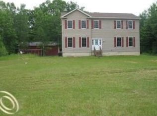 5390 Skelton Rd, Columbiaville, MI 48421