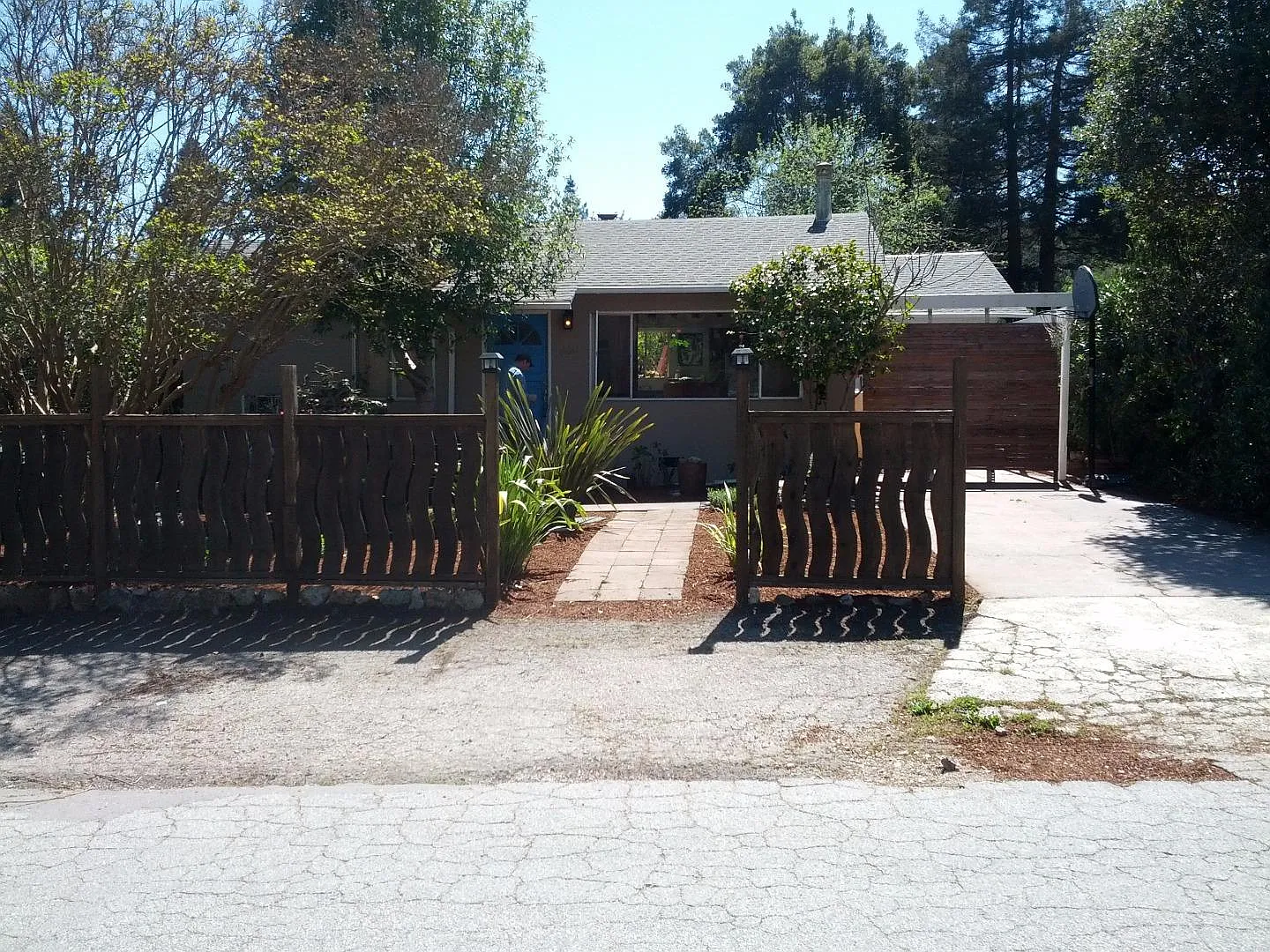 269 Laurel Dr photo 1