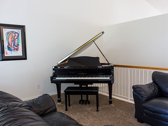 3rd image of 181 Crystal Bay Dr