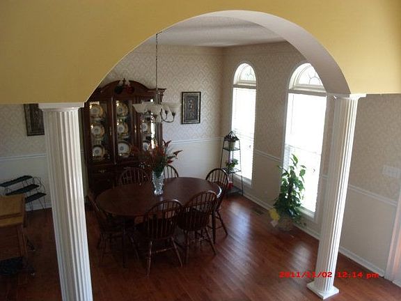 2nd image of 713 Bostwick Dr