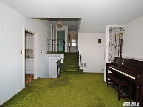 2nd image of 3808 Beechwood Pl