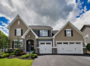 2056 Dantry Dr, Canonsburg, PA 15317