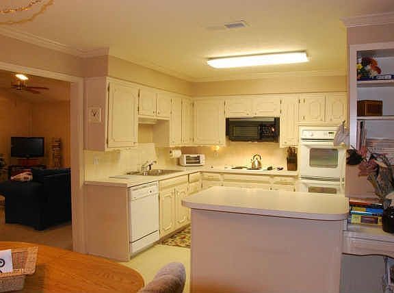 4th image of 2501 Winterstone Dr