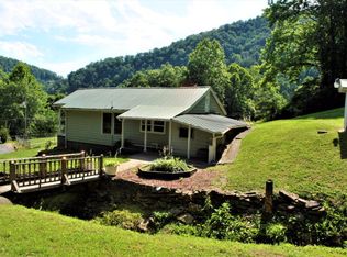 4103 Poplar Gap Rd, Glen Fork, WV 25845