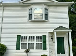 904 Spring Forest Rd APT E-9, Greenville, NC 27834