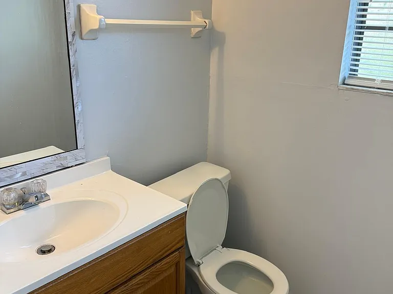 459 Lombard St #1B — Photo 13