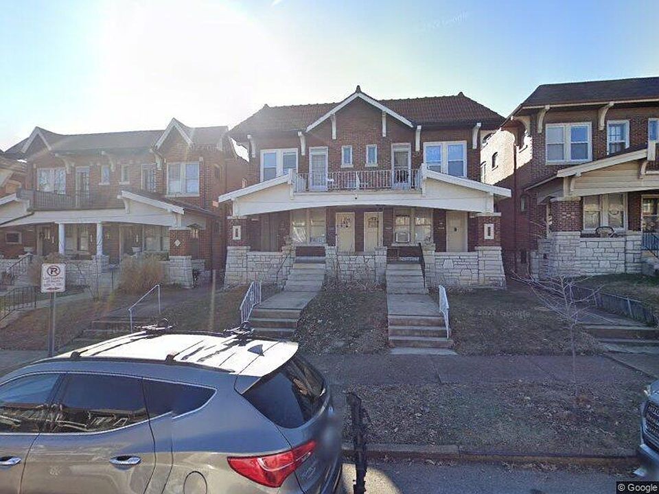 1st image of 5026A Mardel Ave Floor 2