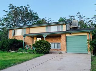 900 Miller Ct, Lakewood, CO 80215