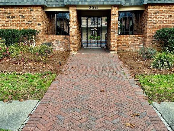 2nd image of 2521 Metairie Lawn Dr #209