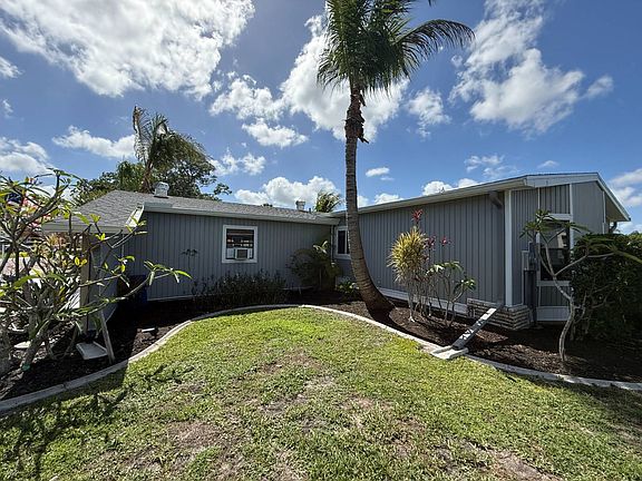 2nd image of 253 Las Palmas Blvd