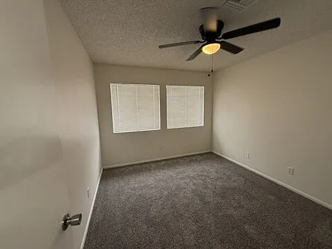 405 Anna Cir #B — Photo 6