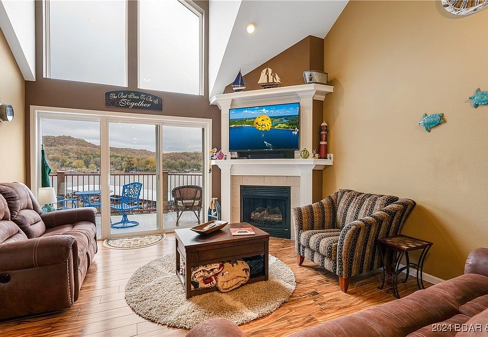 1st image of 686 Clearwater Dr #4E