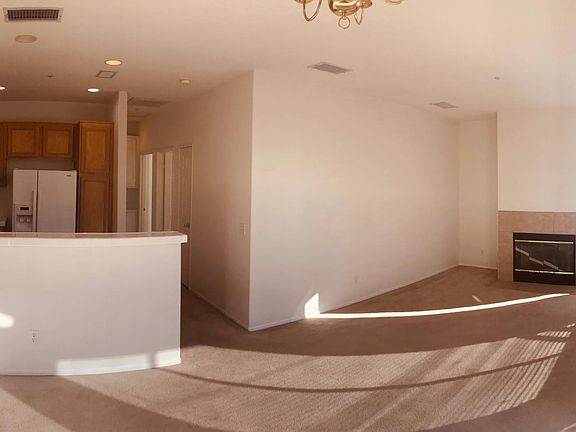 3rd image of 25 Lucente Ln