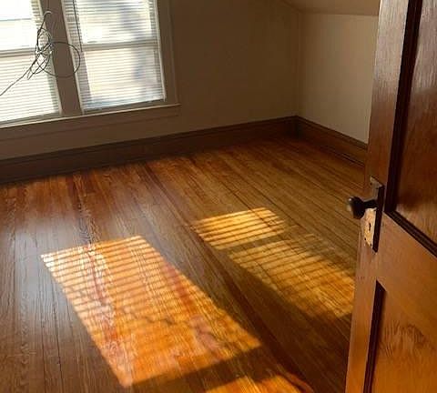 3rd image of 2345 King St NE