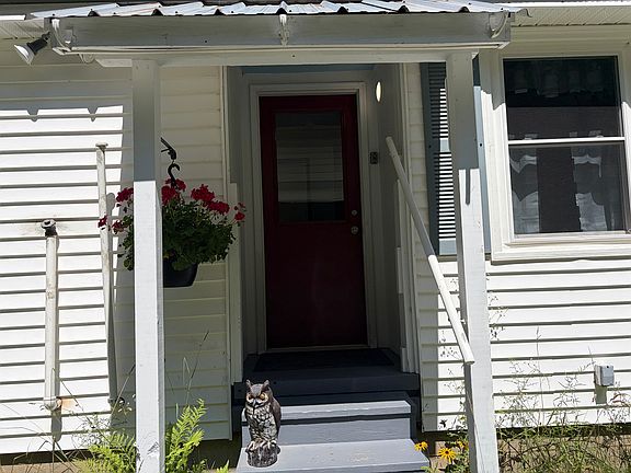 2nd image of 167 Howard Rd #2