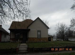 2012 N 22nd St, Terre Haute, IN 47804