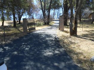 13678 Old Oregon Trl, Redding, CA 96003