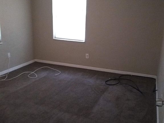 2nd image of 3034 Rainbow Blvd