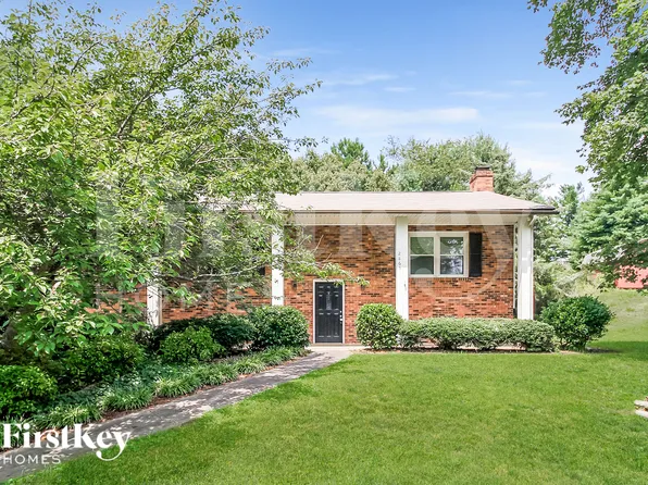 2865 Gracefield Ct, Winston Salem, NC 27127