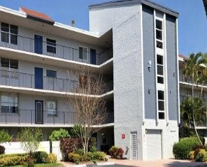 1st image of 14747 Cumberland Dr #4040