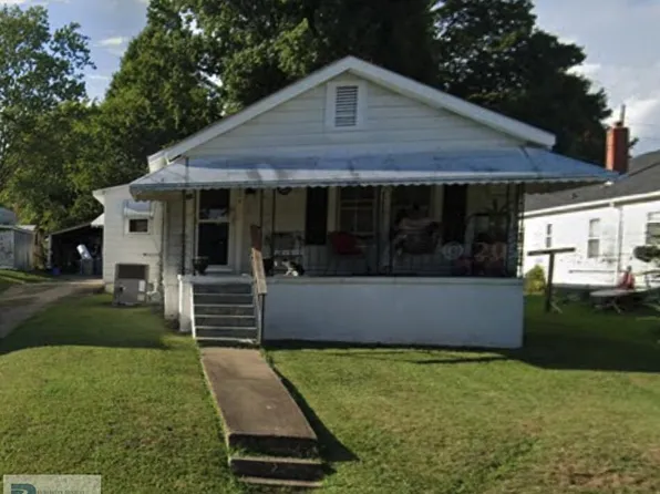 806 Kemper Rd, Danville, VA 24541