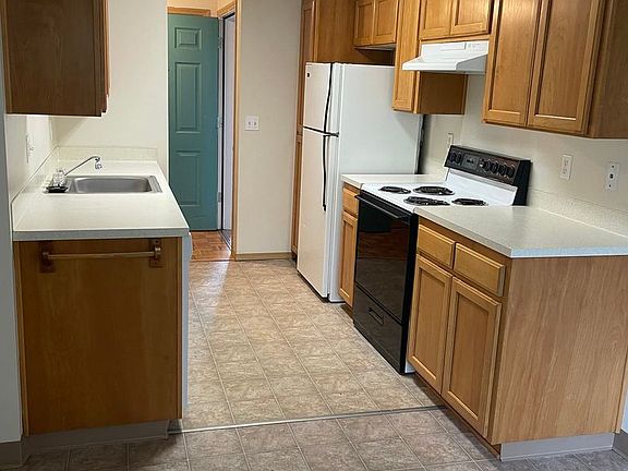 2nd image of 597 Manbrin Dr NE #5593328