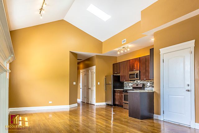 1st image of 7004 S Cornell Ave #3N