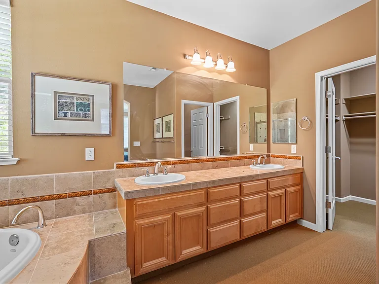 2114 Gullane Way — Photo 17