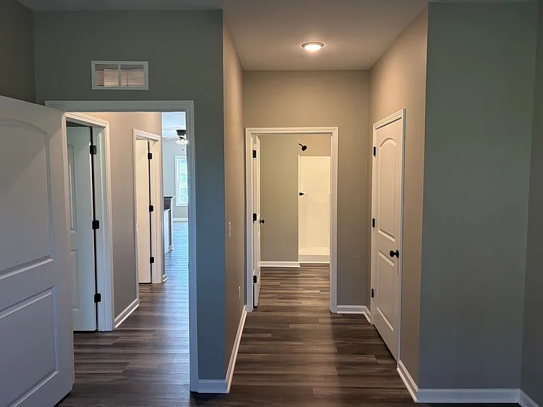 244 Calumet Dr — Photo 9