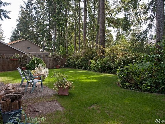 4th image of 8628 Foster Grove Ct NE