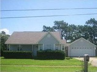 2236 Orion Lake Dr, Navarre, FL 32566