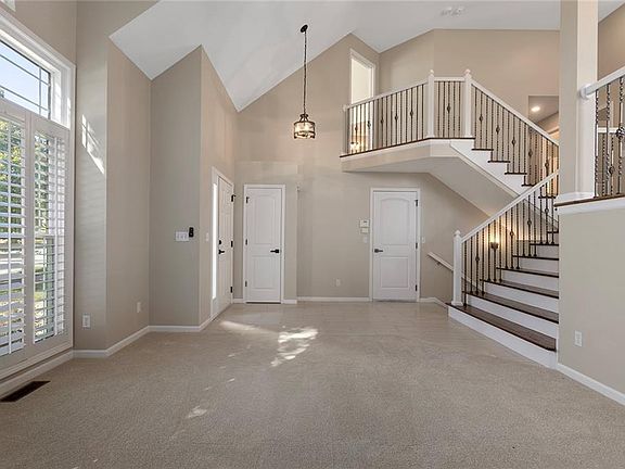 5th image of 2280 W Cothrell St