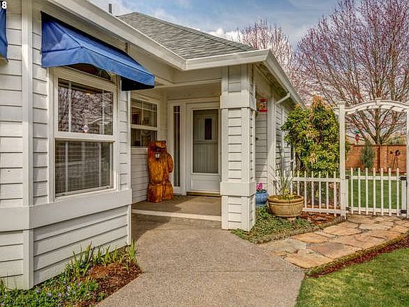 3rd image of 16108 SE 29th St