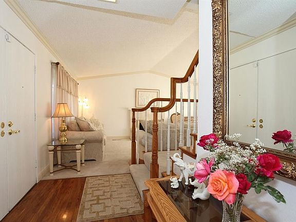 2nd image of 48480 Flagstaff Pl