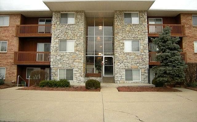 1st image of 5365 Camelot Dr APT 48