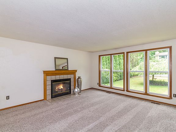 5th image of 5303 64th Ave W