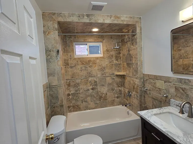 5 Bay Ave #2 — Photo 14