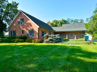 206 Chapel Ln, Boyce, VA 22620