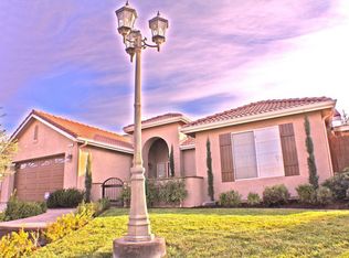 4467 W Celeste Ave, Fresno, CA 93722