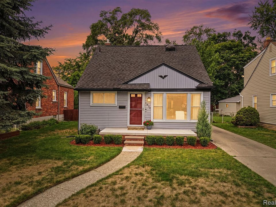 1st image of 1024 Wyandotte Ave