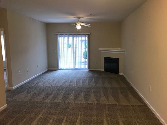 3rd image of 132 Parsley Ln APT 305