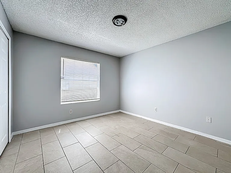 1603 Storington Ave — Photo 8