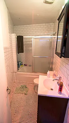 Rented by Lofts and Flats LLC | media 23