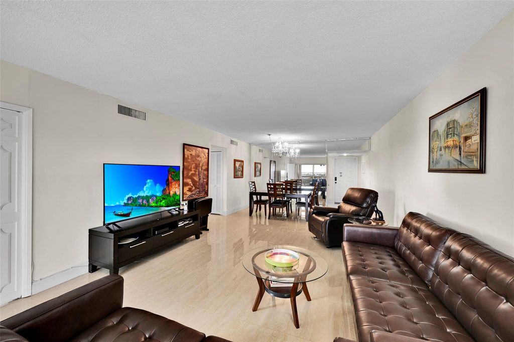 3050 N Palm Aire Drive #909, photo 9