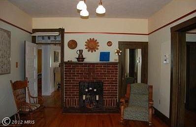 3rd image of 22 N Altamont Ave