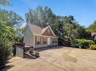 128 Lost Cove Ln, Scottsville, KY 42164